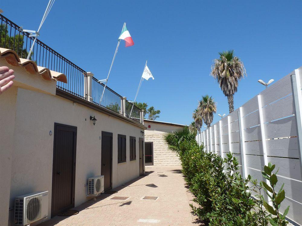 Hotel Aria Di Mare Marina di Ragusa Exterior foto